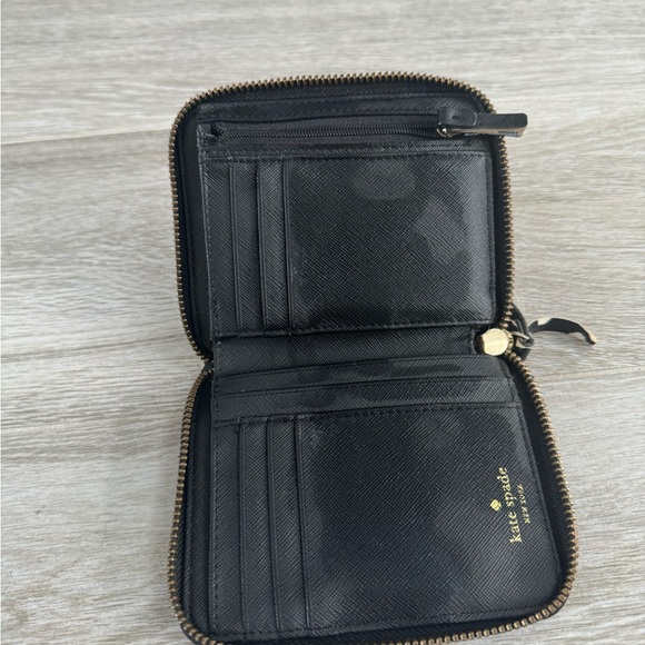Kate Spade Wallet - Picture 3 of 3